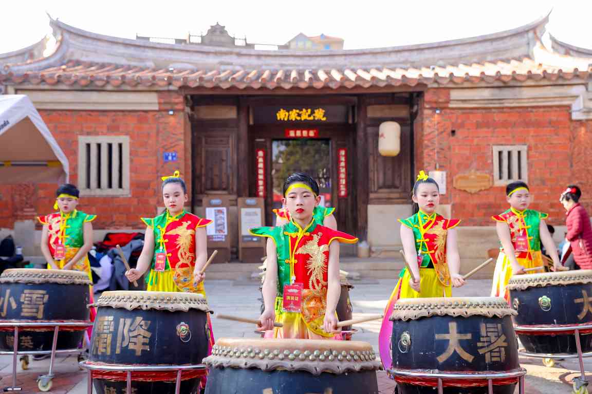 2025年“四季村晚”春季主场活动在福建泉州举办(图3) 2025年“四季村晚”春季主场活动在福建泉州举办(图3)