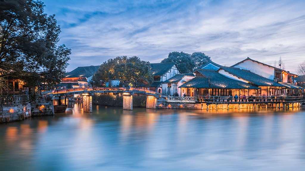 新词热词频出 两会释放出哪些文旅新信号？ - 光踪暖行