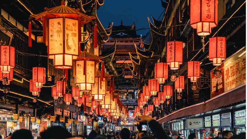 “中国年味之旅”为入境游市场再添“一把火” - 辰飞雨光踪暖行旅游资讯