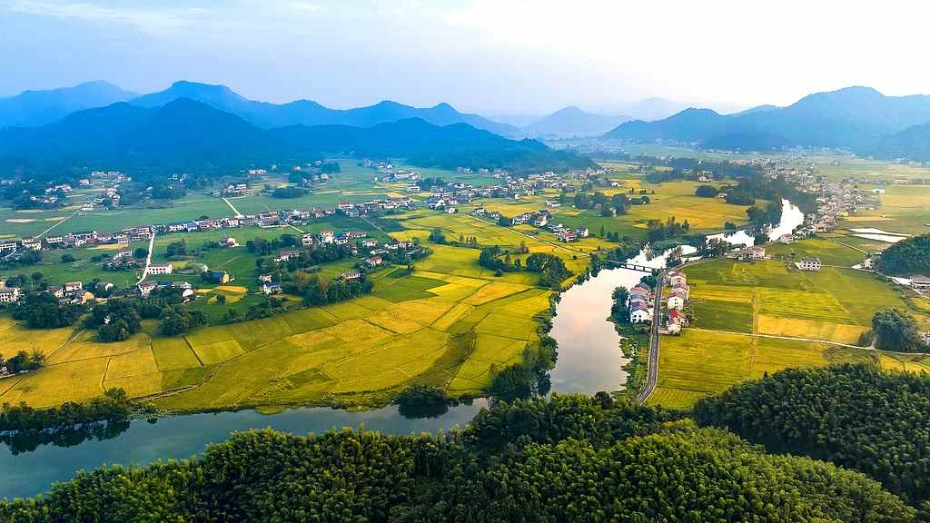 【文化评析】期待更多传统村落焕发新生机 - 辰飞雨光踪暖行旅游资讯