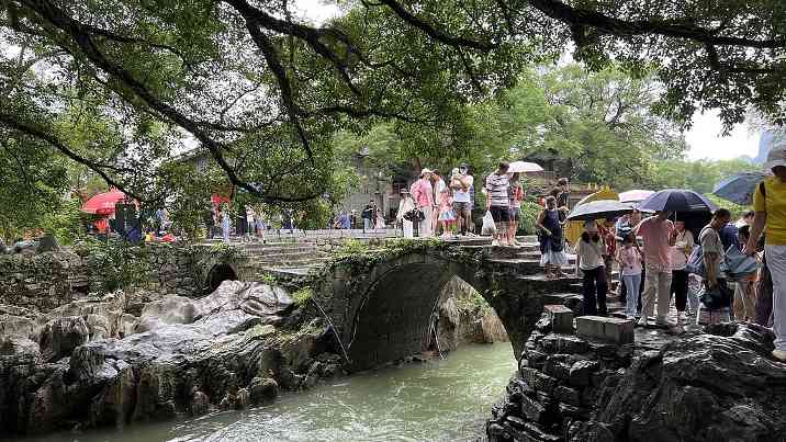 端午假期：传统节日带火文旅消费 - 辰飞雨光踪暖行旅游资讯