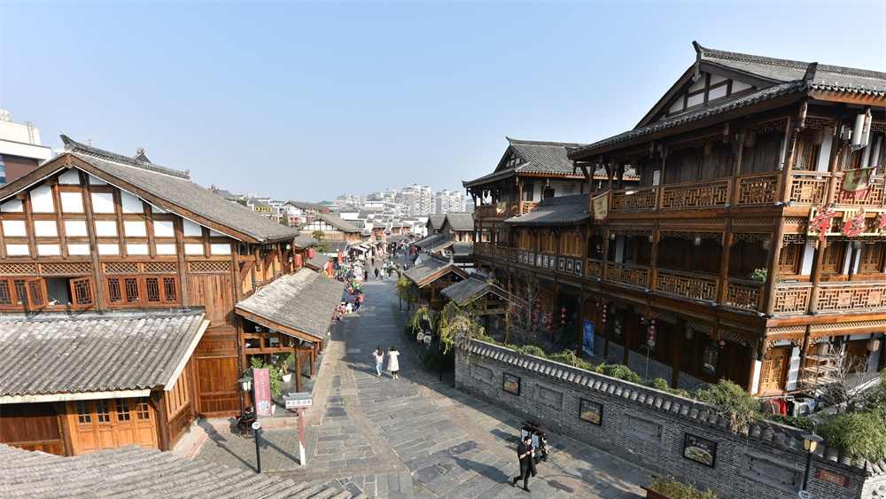 “东方微笑——青州风格佛像艺术”展在湘博开展 - 光踪暖行