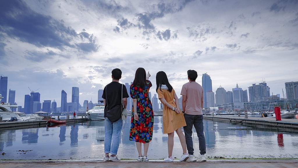 “考后经济”升温，透出青年消费新趋势 - 辰飞雨光踪暖行旅游资讯