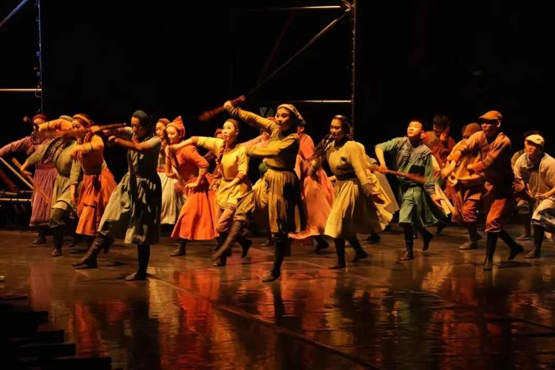 “乌兰牧骑神州行”进京演出活动落幕(图1)