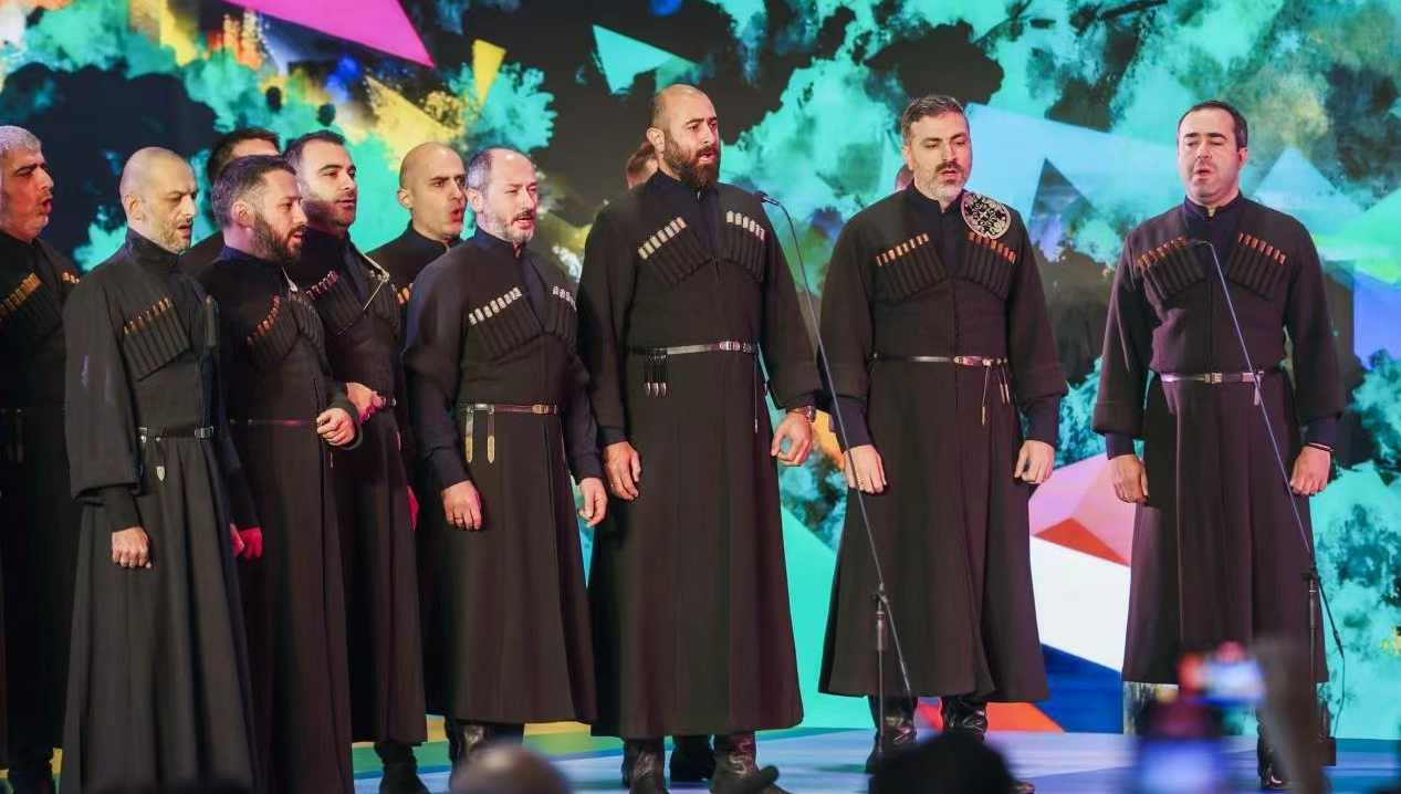 跨越山海奔赴非遗之约 - 光踪暖行