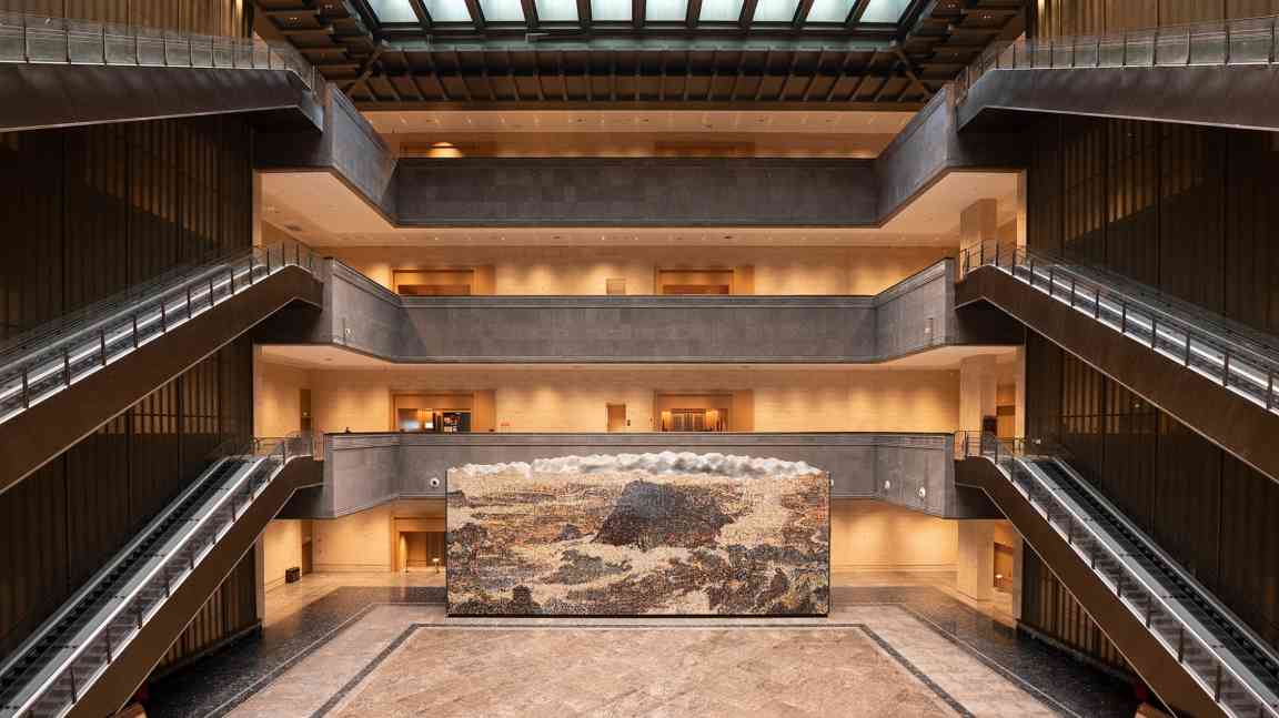 创历史新高！2025年暑期全国博物馆接待观众3.04亿人次 - 光踪暖行