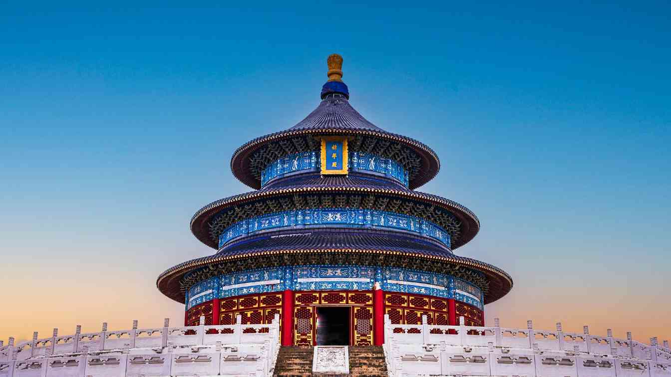 北京：2025年全年共接待入境游客548万人次 - 辰飞雨光踪暖行旅游资讯
