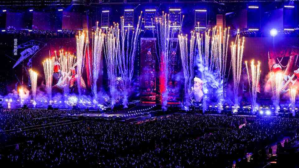 演出地变旅游打卡地 一场表演带热一座城市的文旅消费 - 光踪暖行