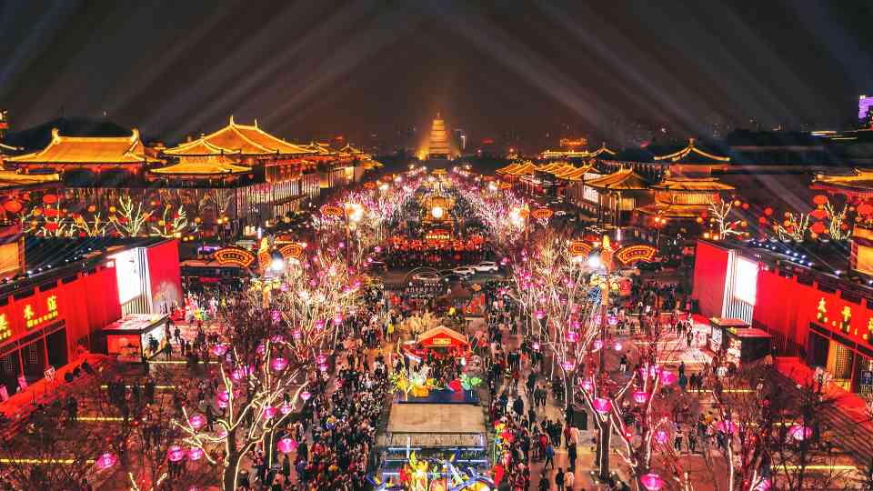 焦点访谈丨文旅融合再升级 “十五五”旅游新蓝图来了 - 光踪暖行