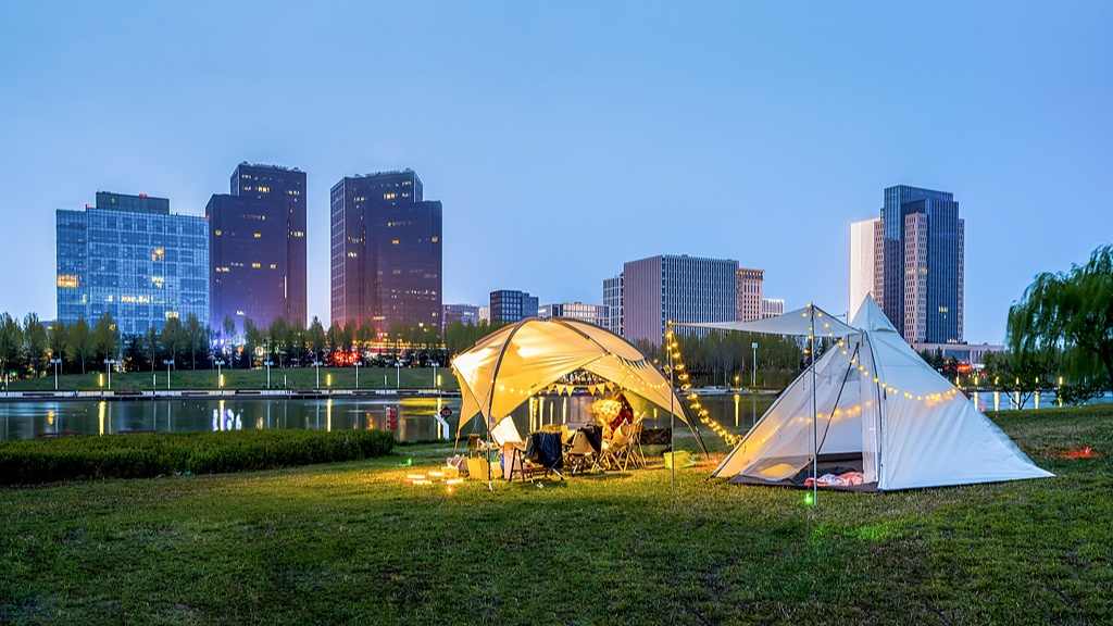 今年暑期旅游市场供需两旺 出入境游持续升